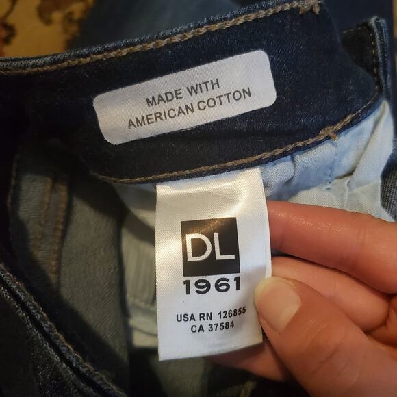 DL1961 Margaux Instasculpt Ankle Skinny Dark Wash Jeans Winter Women's Size 28 - Picture 3 of 16